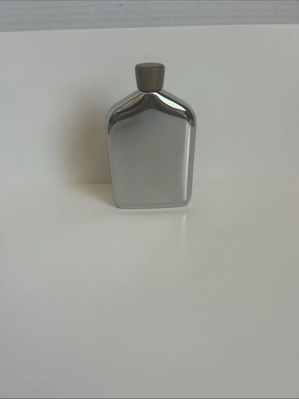 Nambe Vie Flask, new in box